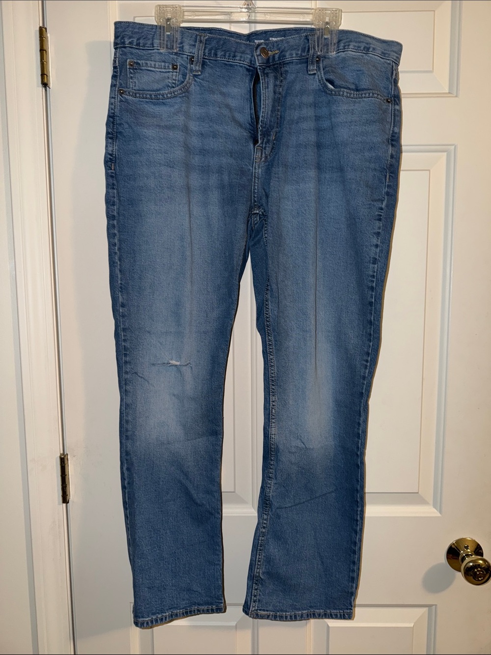 Old Navy Light Blue Straight-Leg Jeans